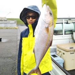 船・ジギング釣り果・カンパチ・サワラ・ワラサ・アジ